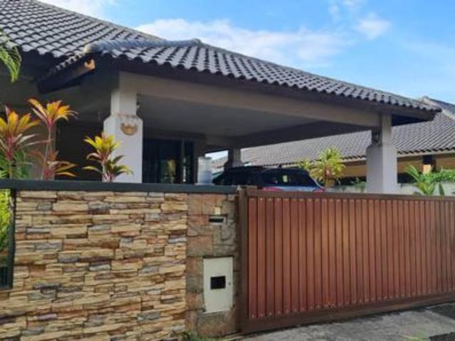 Bungalow for sale in Kuantan, Pahang