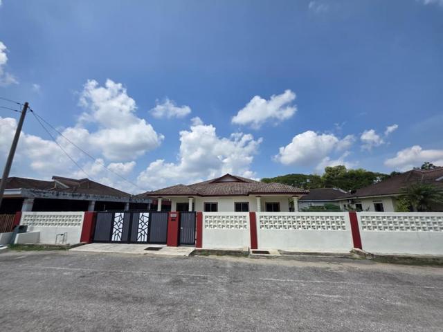 Bungalow for sale in Kuantan, Pahang