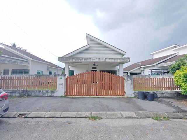 Bungalow for sale in Perak