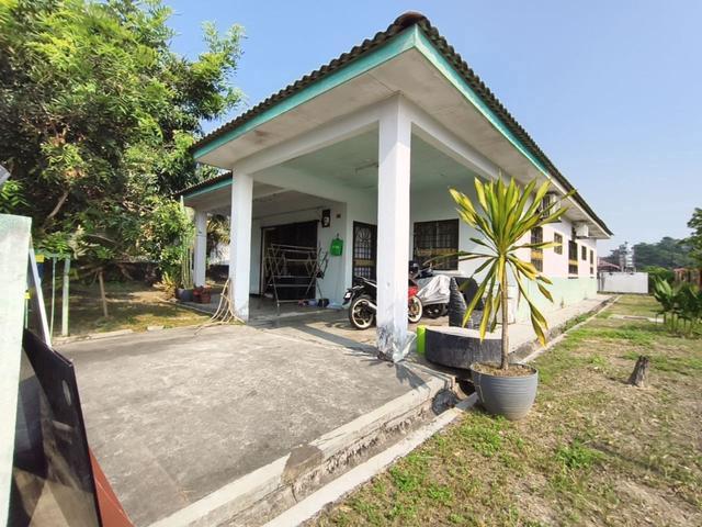 Bungalow for sale in Petaling, Subang Jaya