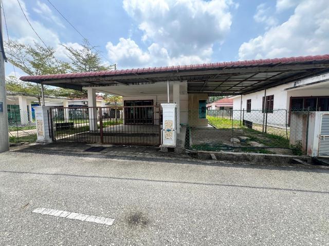 Bungalow for sale in Mentakab, Pahang