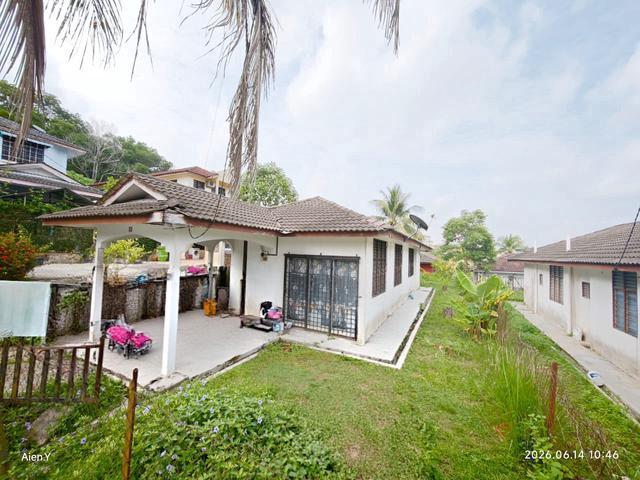 Bungalow for sale in Kuantan