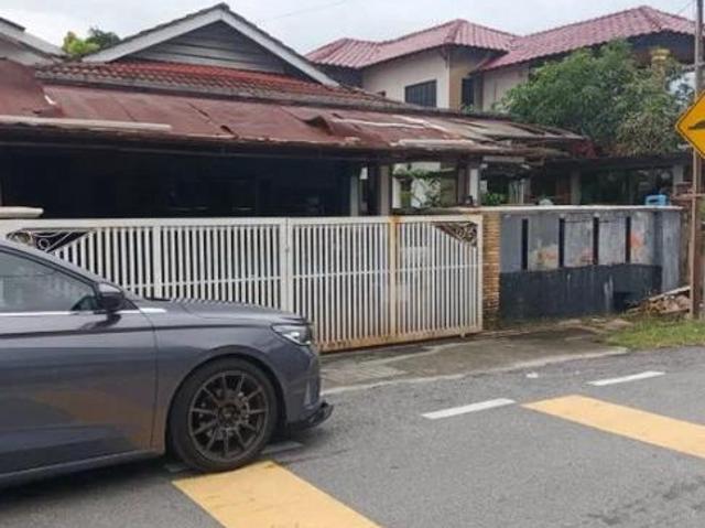 Bungalow for sale in Selayang, Selangor