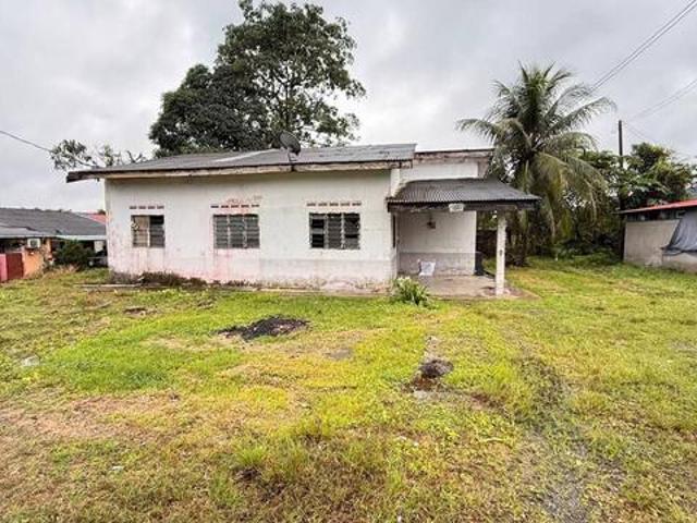 Bungalow for sale in Tanah Merah, Kelantan