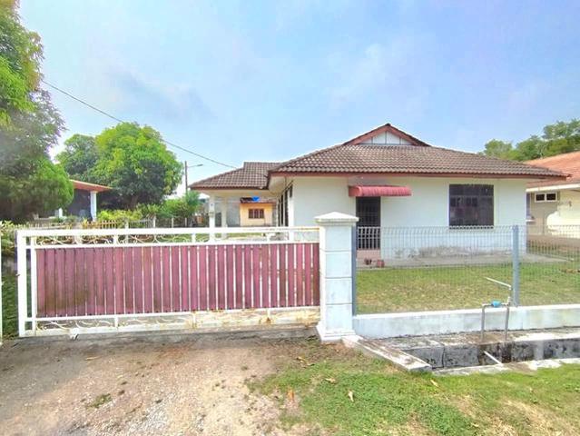 Bungalow for sale in Pekan, Pahang