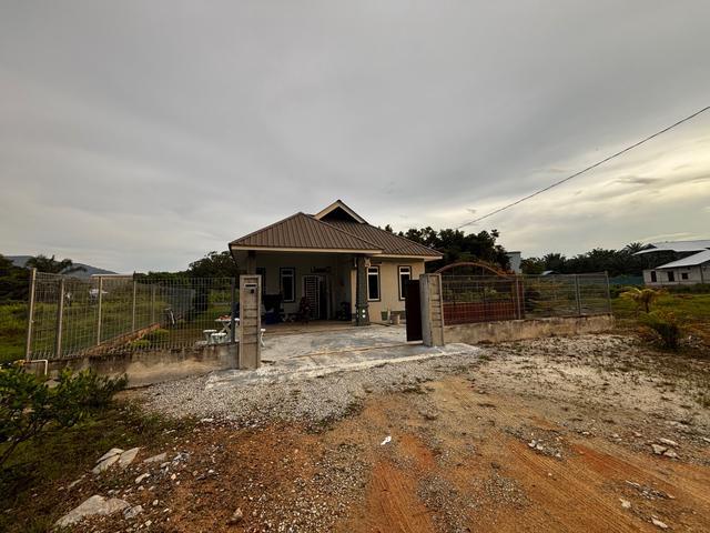 Bungalow for sale in Batu Pahat, Johor