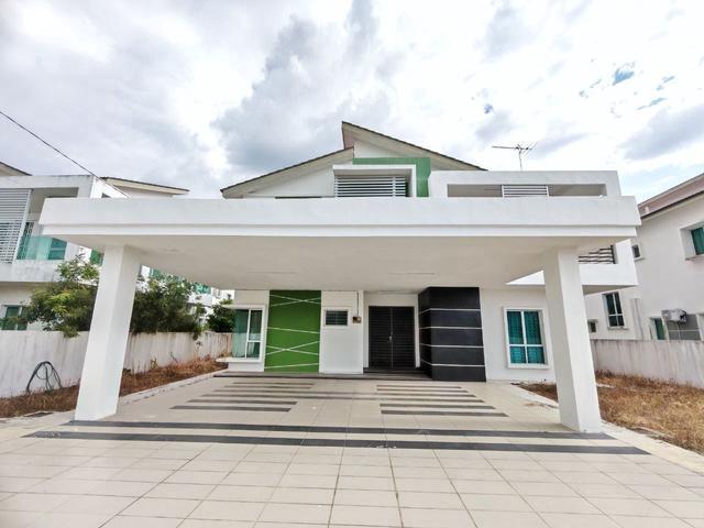 Bungalow for sale in Perak