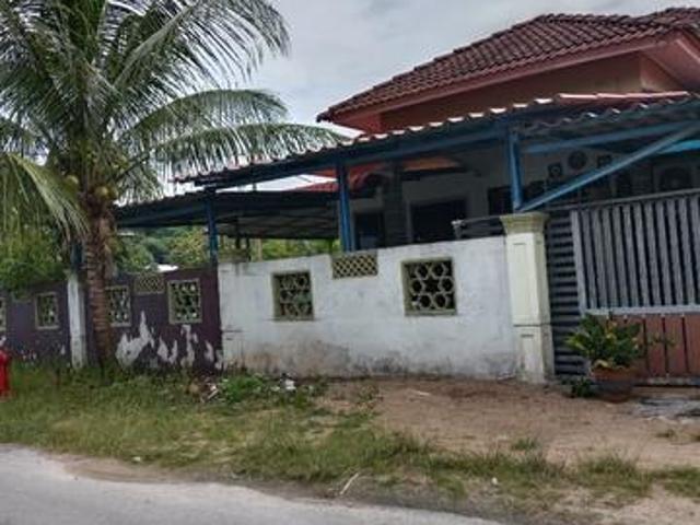 Bungalow for sale in Kota Bharu