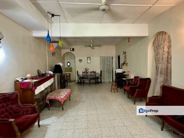 House for sale in Country Heights Damansara, Kuala Lumpur