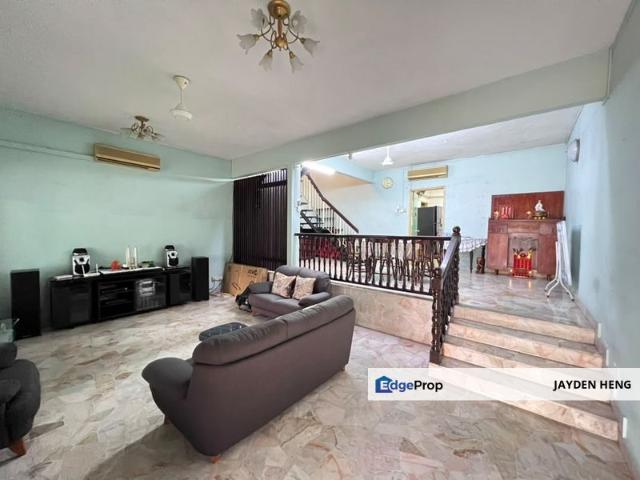 House for sale in Country Heights Damansara, Kuala Lumpur