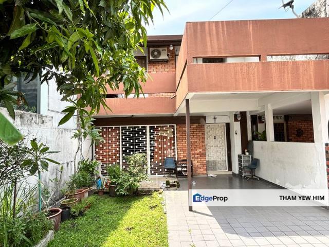 House for sale in Country Heights Damansara, Kuala Lumpur