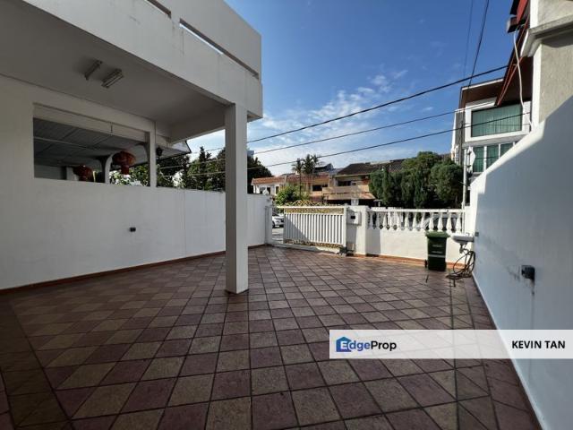 House for sale in Country Heights Damansara, Kuala Lumpur