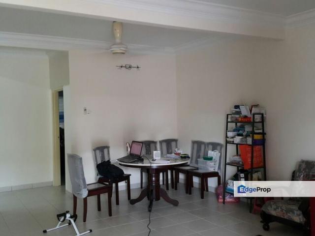 House for sale in Country Heights Damansara, Kuala Lumpur