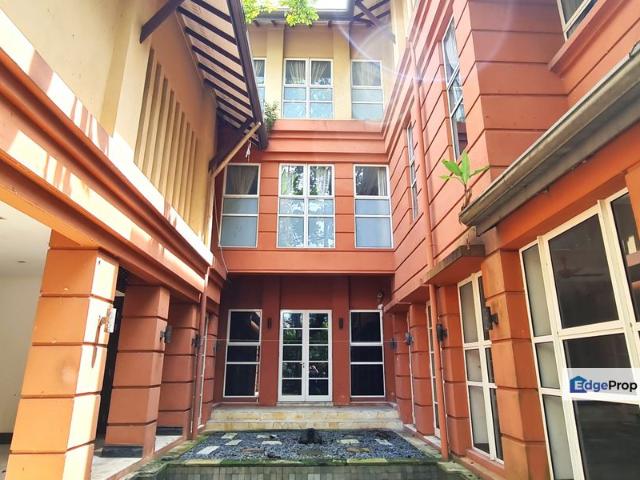 House for sale in Country Heights Damansara, Kuala Lumpur