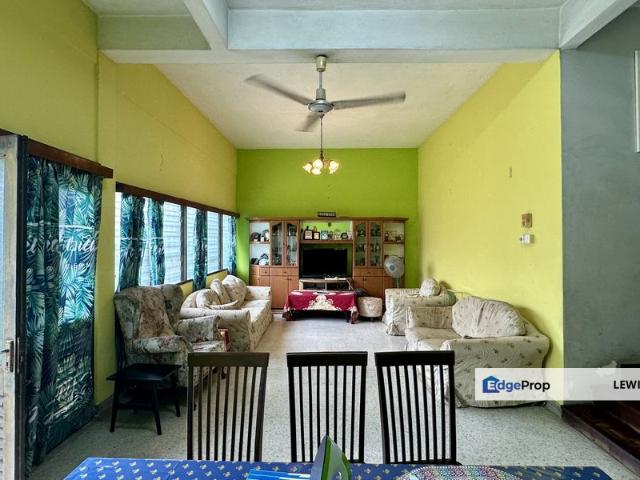 House for sale in Country Heights Damansara, Kuala Lumpur