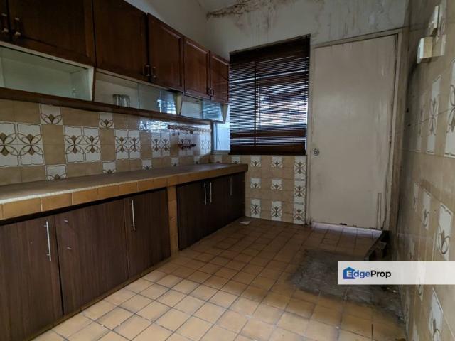 House for sale in Country Heights Damansara, Kuala Lumpur