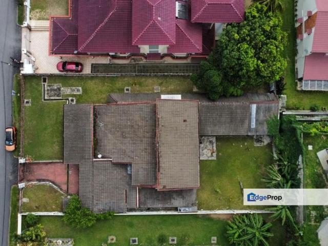 House for sale in Country Heights Damansara, Kuala Lumpur
