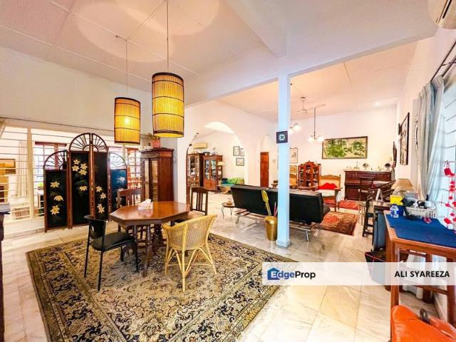 House for sale in Country Heights Damansara, Kuala Lumpur