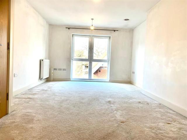 Apartment for rent in Banister's Park, City Of Southampton