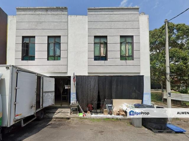 Shop for sale in Malaka