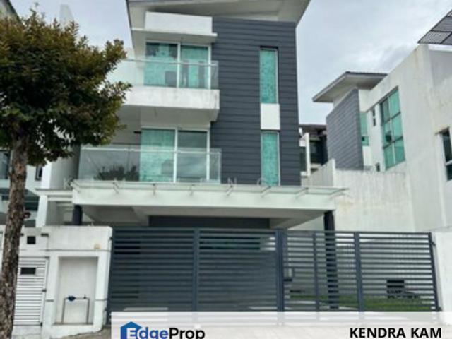 House for sale in Petaling, Damansara Damai