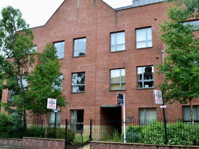 Apartment for rent in Wilmslow Park, Wilmslow