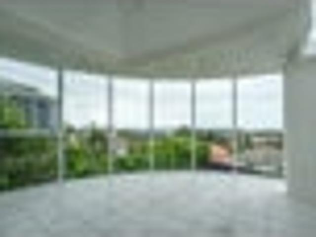 House for sale in Paremoremo