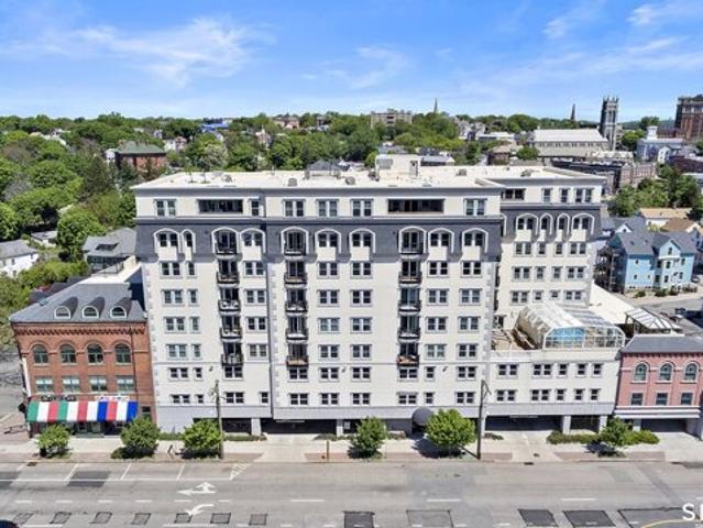 Condo for sale in New London, Connecticut