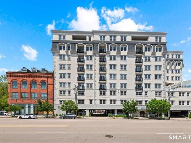 Condo for sale in Coit Street Historic District, New London