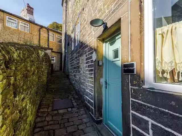 Apartment for rent in Langloan, Coatbridge
