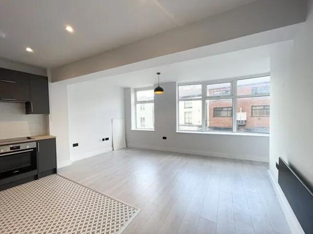 Apartment for rent in The Haulgh, Lee Bank