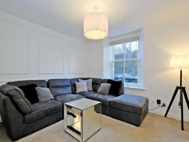 Apartment for rent in Ferryhill, Ballindoch
