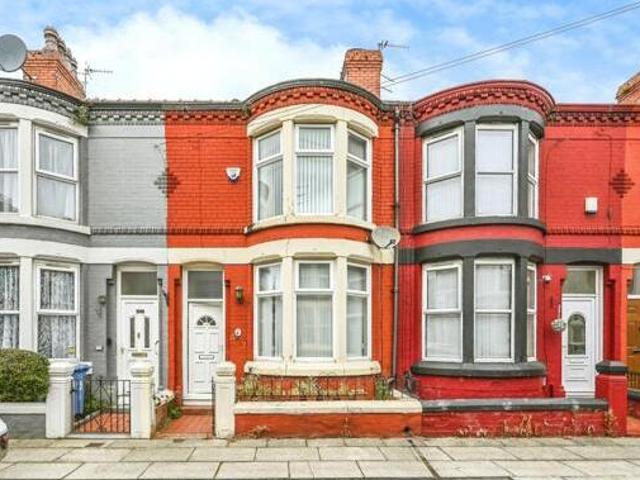 House for sale in Calderstones