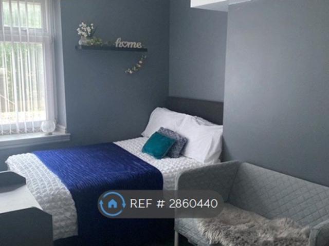 Room for rent in Thornton Lodge, Huddersfield