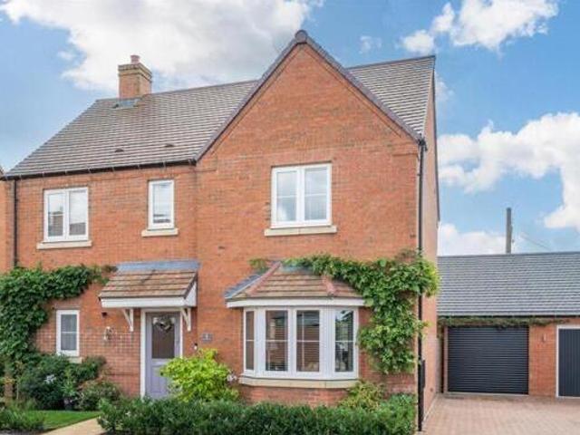 House for sale in Worcestershire