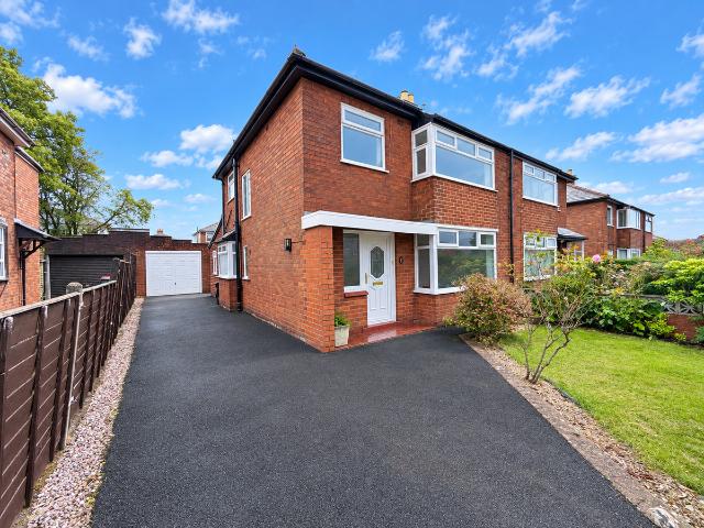 House for rent in Ashton-on-Ribble, Higher Bartle