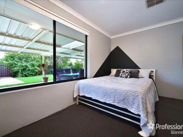 Room for rent in Banksia Grove, Western Australia