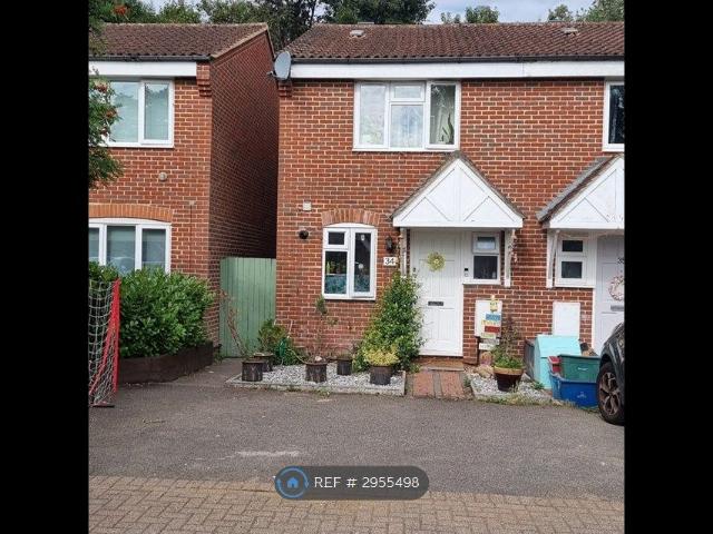 House for rent in London Borough of Hounslow, Greater London