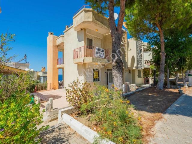 Banksis Sitesi, Seferihisar içerisinde satılık Villa