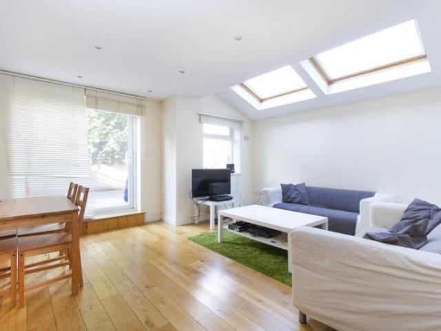 Apartment for rent in Brixton, Greater London