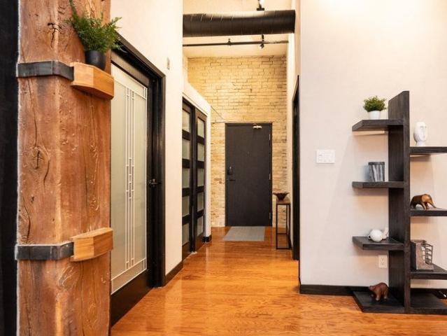 House for rent in Exchange District, Winnipeg