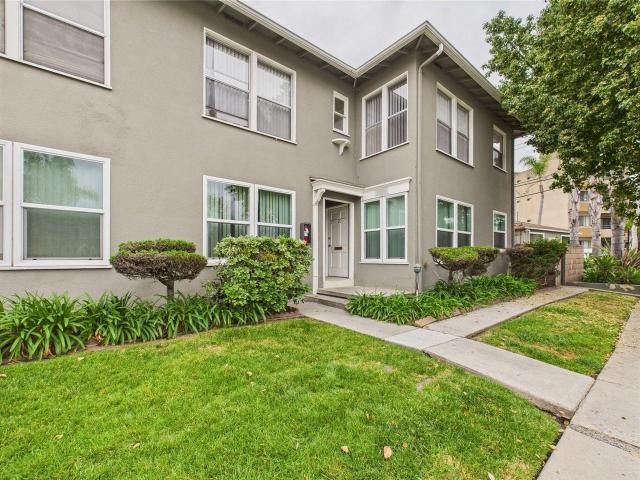 Apartment for rent in Long Beach, California