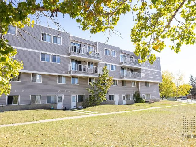 Apartment for rent in Wedgewood, Alberta