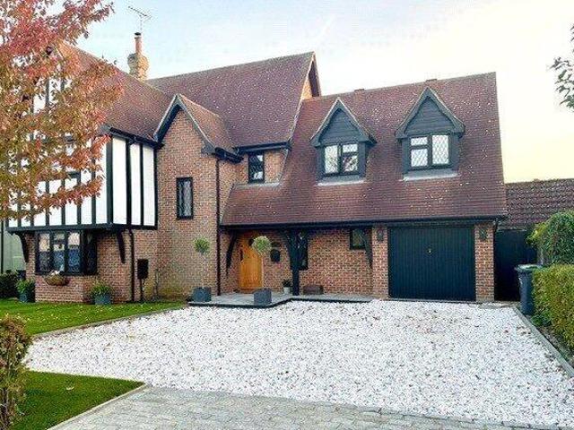 House for sale in Lyons, Greater London