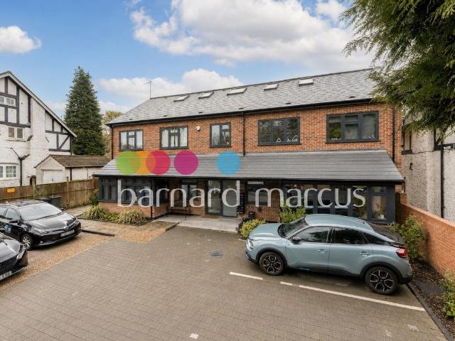 Apartment for rent in London Borough of Croydon, Purley