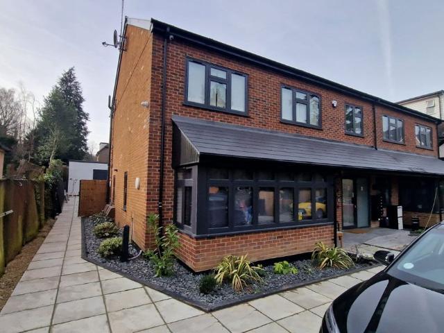 Apartment for rent in London Borough of Croydon, Purley