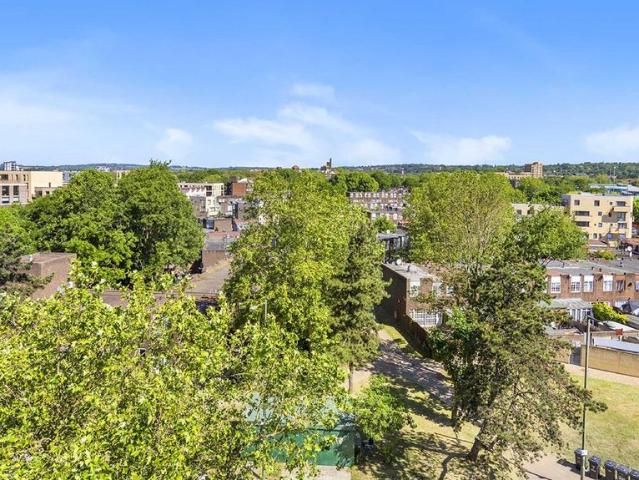 Apartment for rent in Colindale, Greater London
