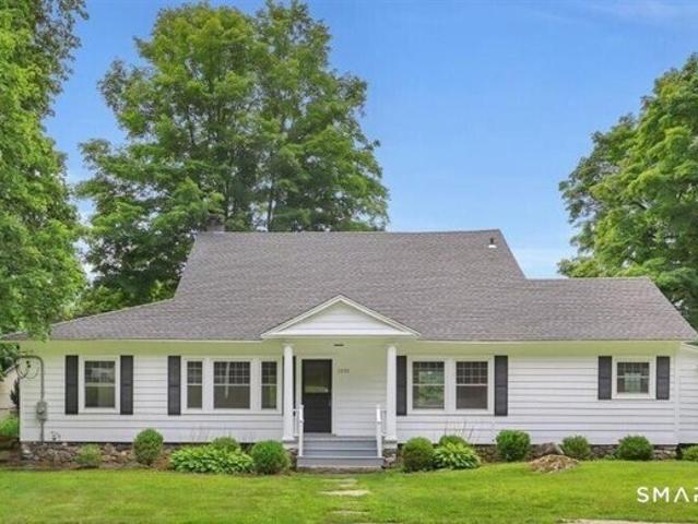 House for sale in Bantam, Litchfield