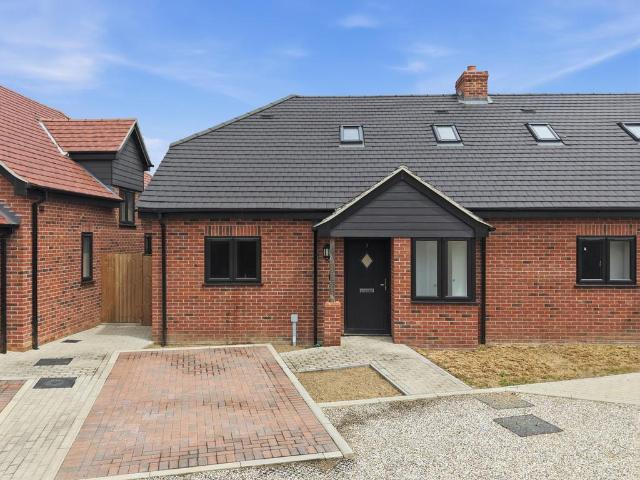 House for rent in Gubbion's Green, Chelmsford