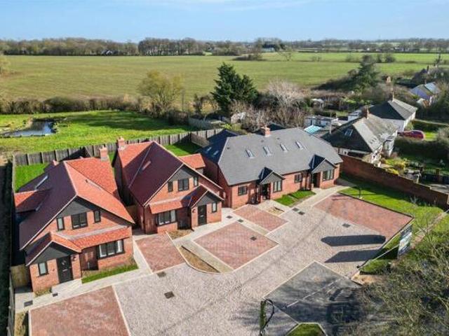 House for sale in Lyons, Greater London